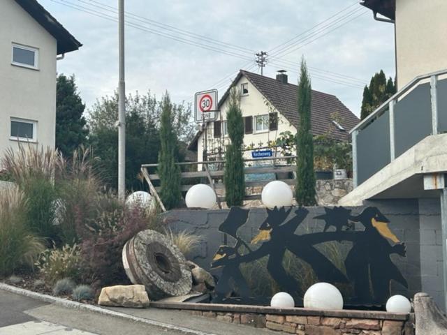 Erdmannshoehle Hasel Im Suedschwarzwald Hotel Luaran gambar