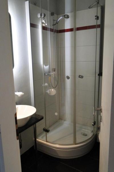 Erdmannshoehle Hasel Im Suedschwarzwald Hotel Luaran gambar